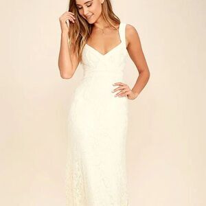 Lulus Women's Ivory Lace Maxi Dress Size M Formal Sleeveless V-Neck